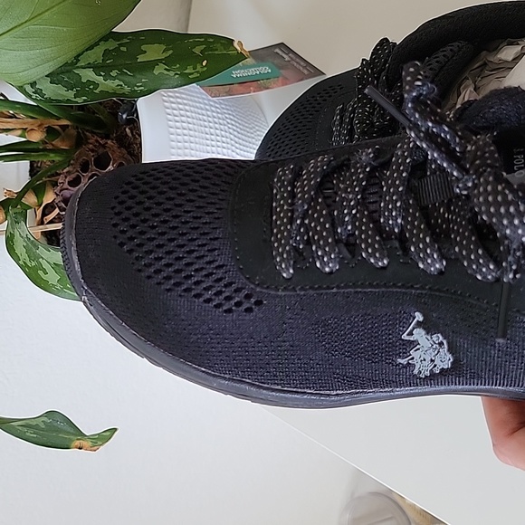 U S Polo Assn black 10 size - Picture 11 of 12